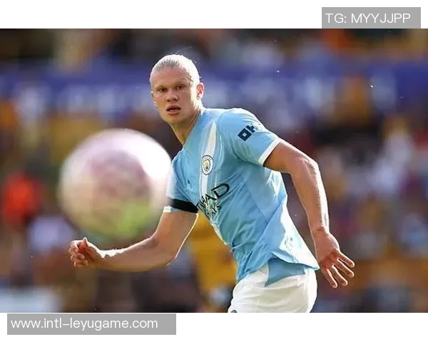 自2019-20赛季以来欧冠进球榜莱万领先哈兰德紧随其后