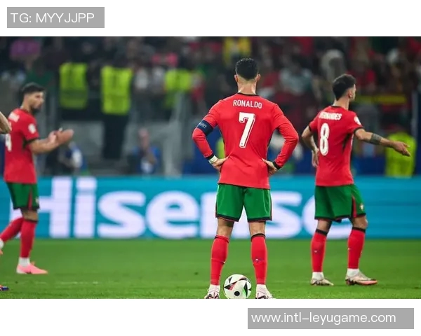 C罗罚失点球却助力葡萄牙绝杀爱尔兰精彩逆转 C罗罚失点球却助力葡萄牙绝杀爱尔兰精彩逆转