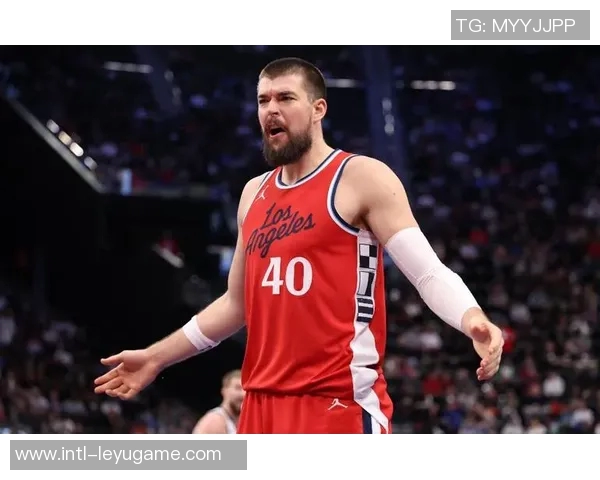 祖巴茨立志争夺最佳防守球员与全明星称更衣室每个人都渴望夺冠 祖巴茨立志争夺最佳防守球员与全明星称更衣室每个人都渴望夺冠