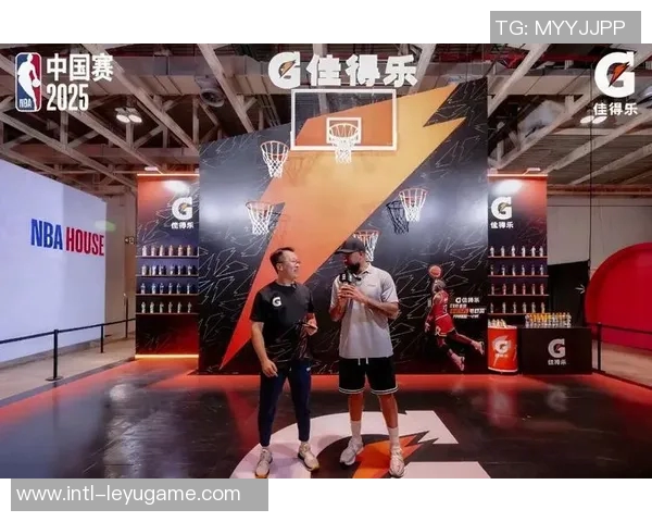 43名中小学生在澳门NBA中国赛享受沉浸式篮球训练体验与明星教练互动 43名中小学生在澳门NBA中国赛享受沉浸式篮球训练体验与明星教练互动