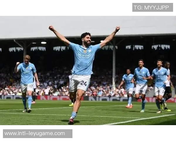 曼城虽获胜但后防隐忧明显签约右后卫成当务之急 曼城虽获胜但后防隐忧明显签约右后卫成当务之急