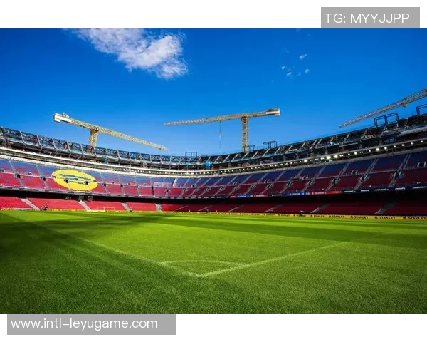 巴萨运营总监透露诺坎普有望在11月中旬重新开放的最新消息