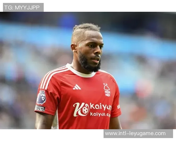 切尔西宣布终止博纳诺特租借协议球员正式加盟利兹联